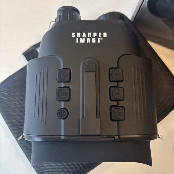 Sharper Image Image True Night Vision Binoculars – Digital Night Vision Goggles - Picture 5 of 9
